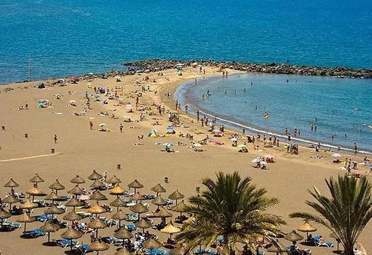 Las Americas Beach Apartment 플라야데라스아메리카스